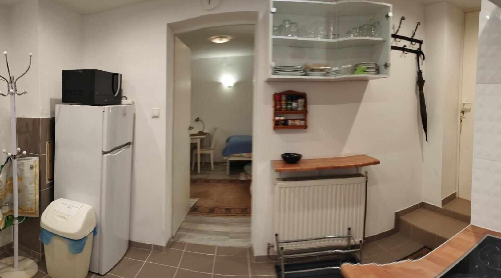 Family Basement Apartment, Breakfast, Free Parking, 5km From Tulln Apartment *